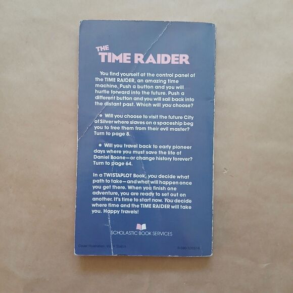 Vintage The Time Raider RL Stine Science Fiction Paperback Book Twistaplot - Picture 2 of 8